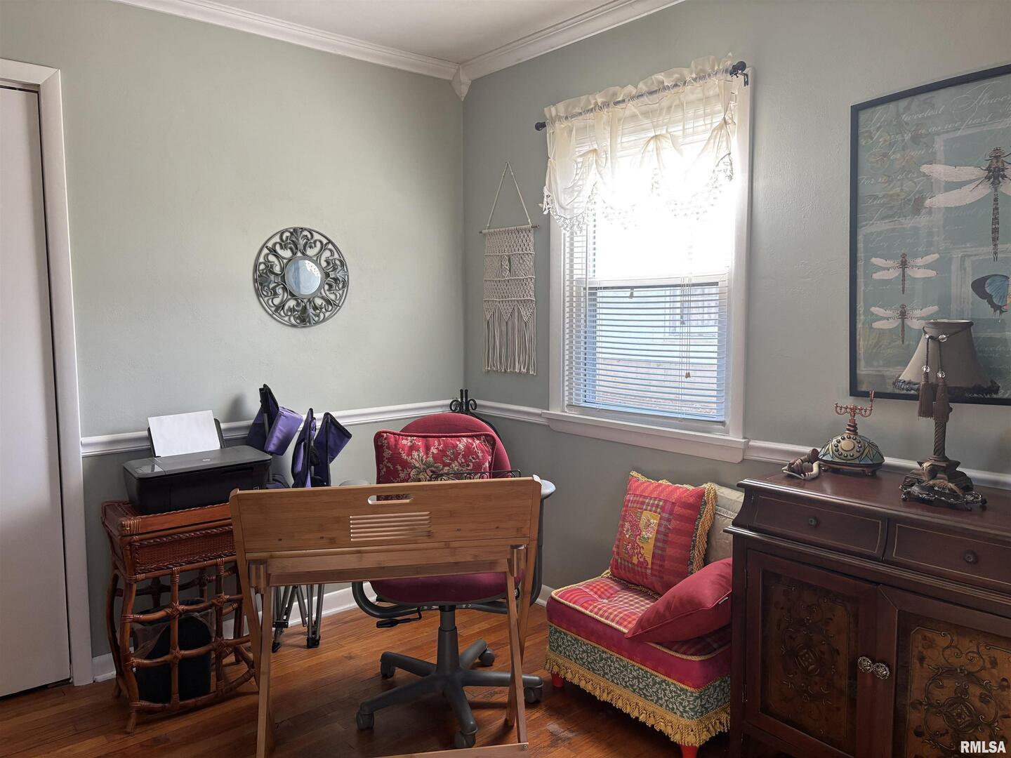 210 Apple Lane Anna, IL 62906 - Photo 39 of 45 a view of a workspace with furniture and a window