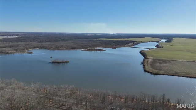 $297,500 | 0 Deer Run Road, Pinckneyville, IL 62274