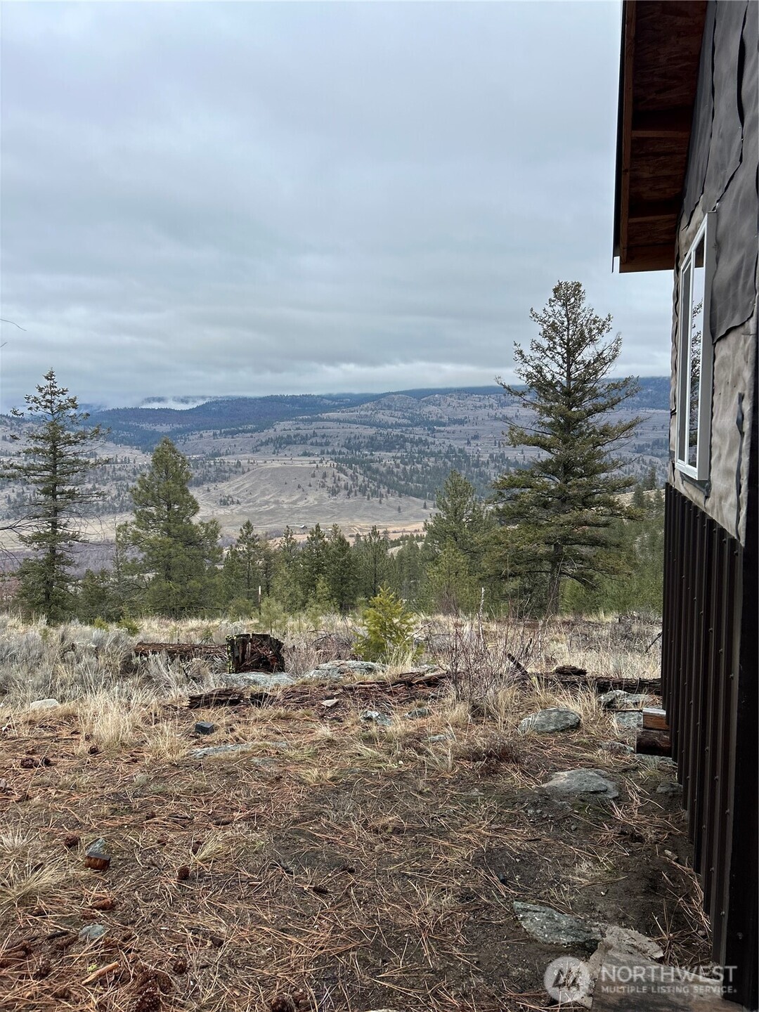 315 Reevas Basin Road Tonasket, WA 98855 - Photo 15 of 25 a view of ocean view with beach