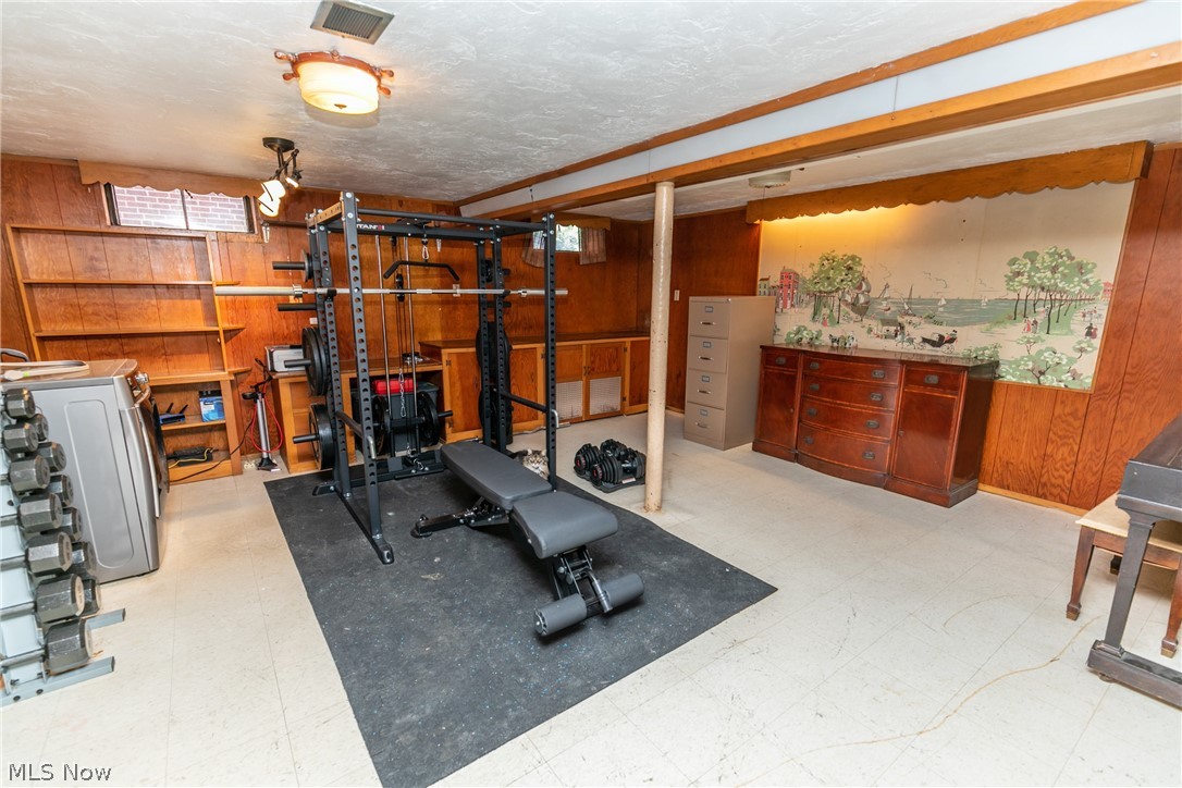 21367 Eaton Road Cleveland, OH 44126 - Photo 21 of 35 Gallery Image 21