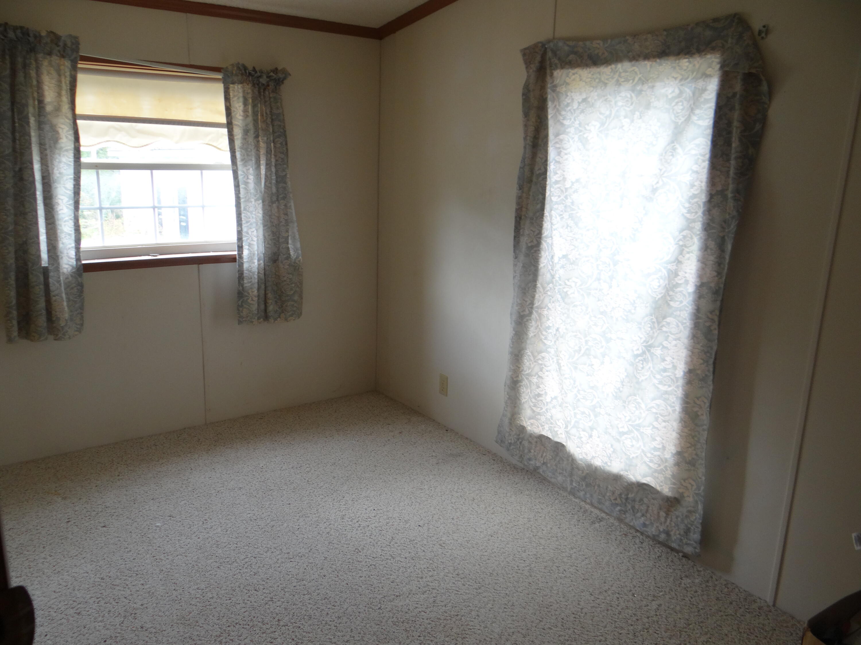 33 Pushaw Road Bangor, ME 04401 - Photo 20 of 23 Bedroom