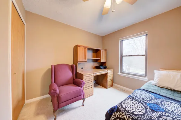$174,500 | 2824 Roundtree Boulevard, Ypsilanti, MI 48197