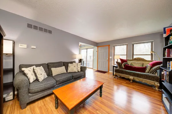 $174,500 | 2824 Roundtree Boulevard, Ypsilanti, MI 48197