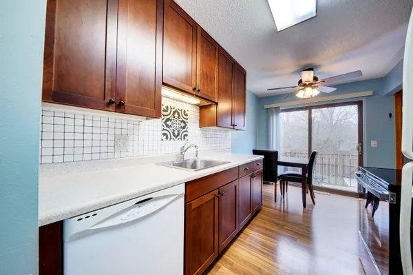 $174,500 | 2824 Roundtree Boulevard, Ypsilanti, MI 48197