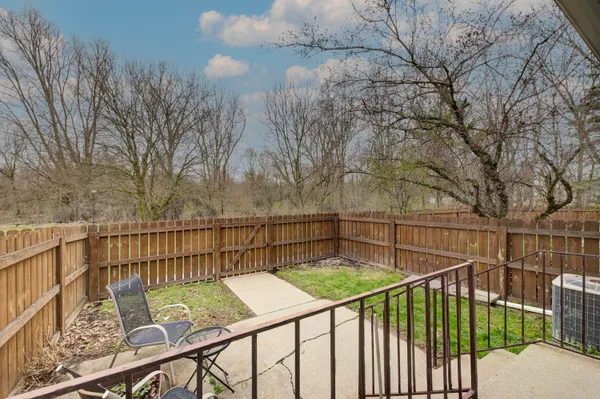 $174,500 | 2824 Roundtree Boulevard, Ypsilanti, MI 48197