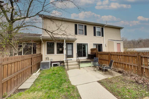 $174,500 | 2824 Roundtree Boulevard, Ypsilanti, MI 48197