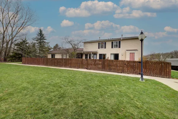 $174,500 | 2824 Roundtree Boulevard, Ypsilanti, MI 48197