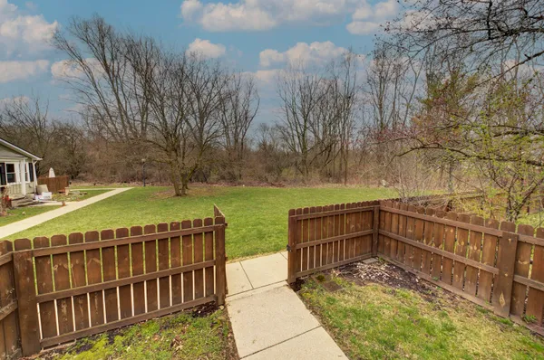 $174,500 | 2824 Roundtree Boulevard, Ypsilanti, MI 48197