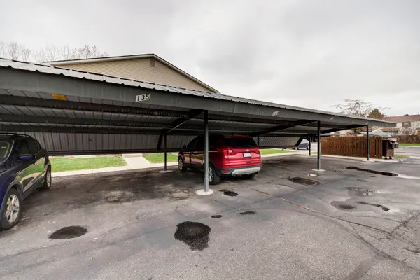$174,500 | 2824 Roundtree Boulevard, Ypsilanti, MI 48197