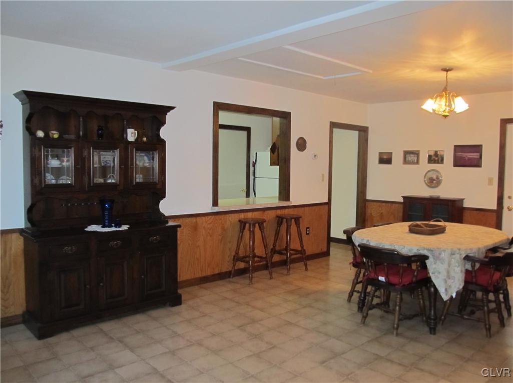 647 Friendship Road Lehighton, PA 18235 - Photo 4 of 15 Gallery Image 4