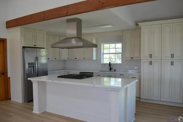 $490,000 | 145 Elm Lane, Grand Isle, LA 70358