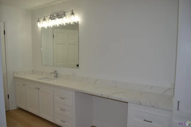 $490,000 | 145 Elm Lane, Grand Isle, LA 70358