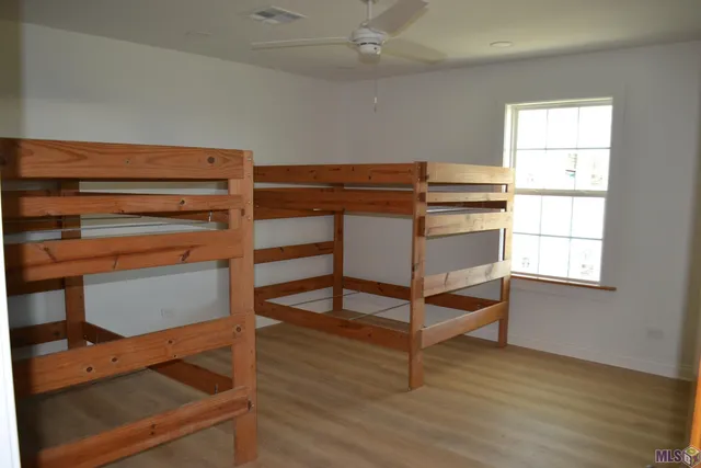 $490,000 | 145 Elm Lane, Grand Isle, LA 70358