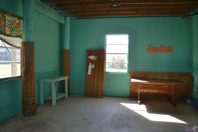 $490,000 | 145 Elm Lane, Grand Isle, LA 70358