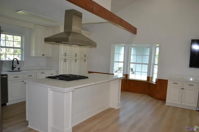 $490,000 | 145 Elm Lane, Grand Isle, LA 70358
