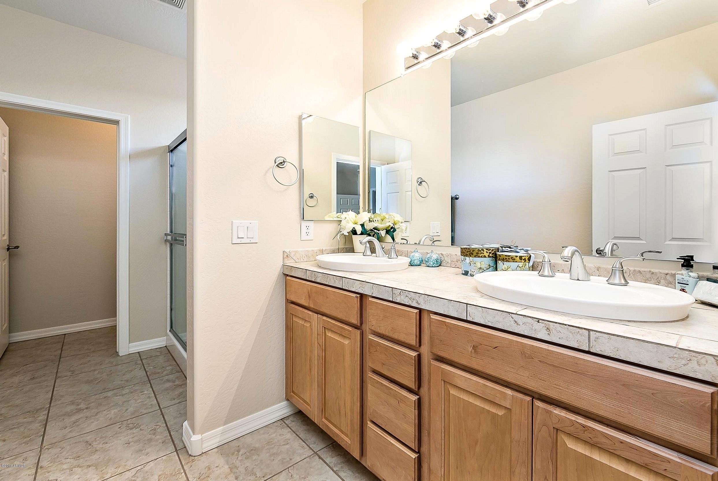 7250 Woolsey Ranch Road Prescott Valley, AZ 86314 - Photo 9 of 33 Master Bathroom