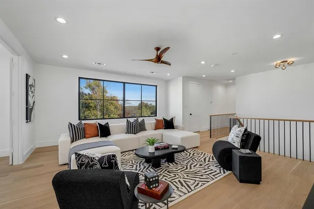 $3,000,000 | 7004 Irongate Lane, Dallas, TX 75214