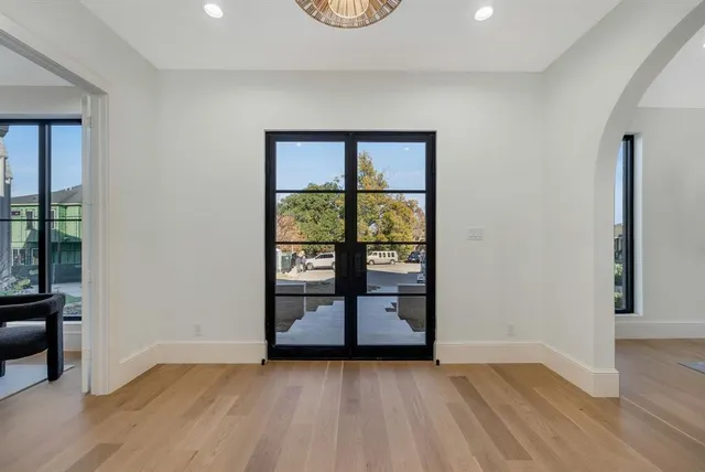 $3,000,000 | 7004 Irongate Lane, Dallas, TX 75214