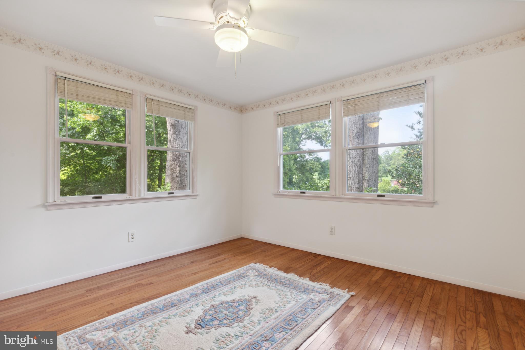 6715 Bellamy Avenue Springfield, VA 22152 - Photo 14 of 52 Sunroom