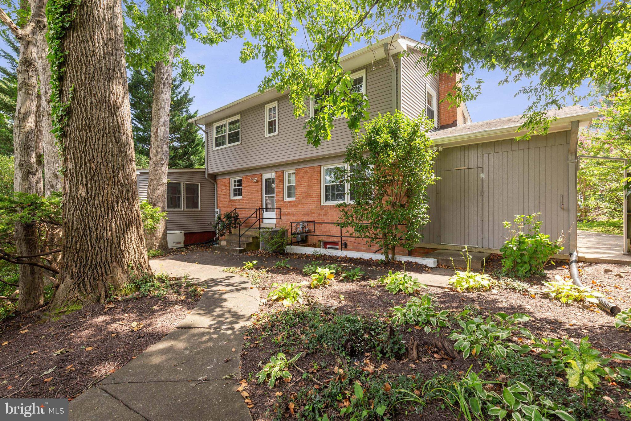6715 Bellamy Avenue Springfield, VA 22152 - Photo 43 of 52 Rear of home