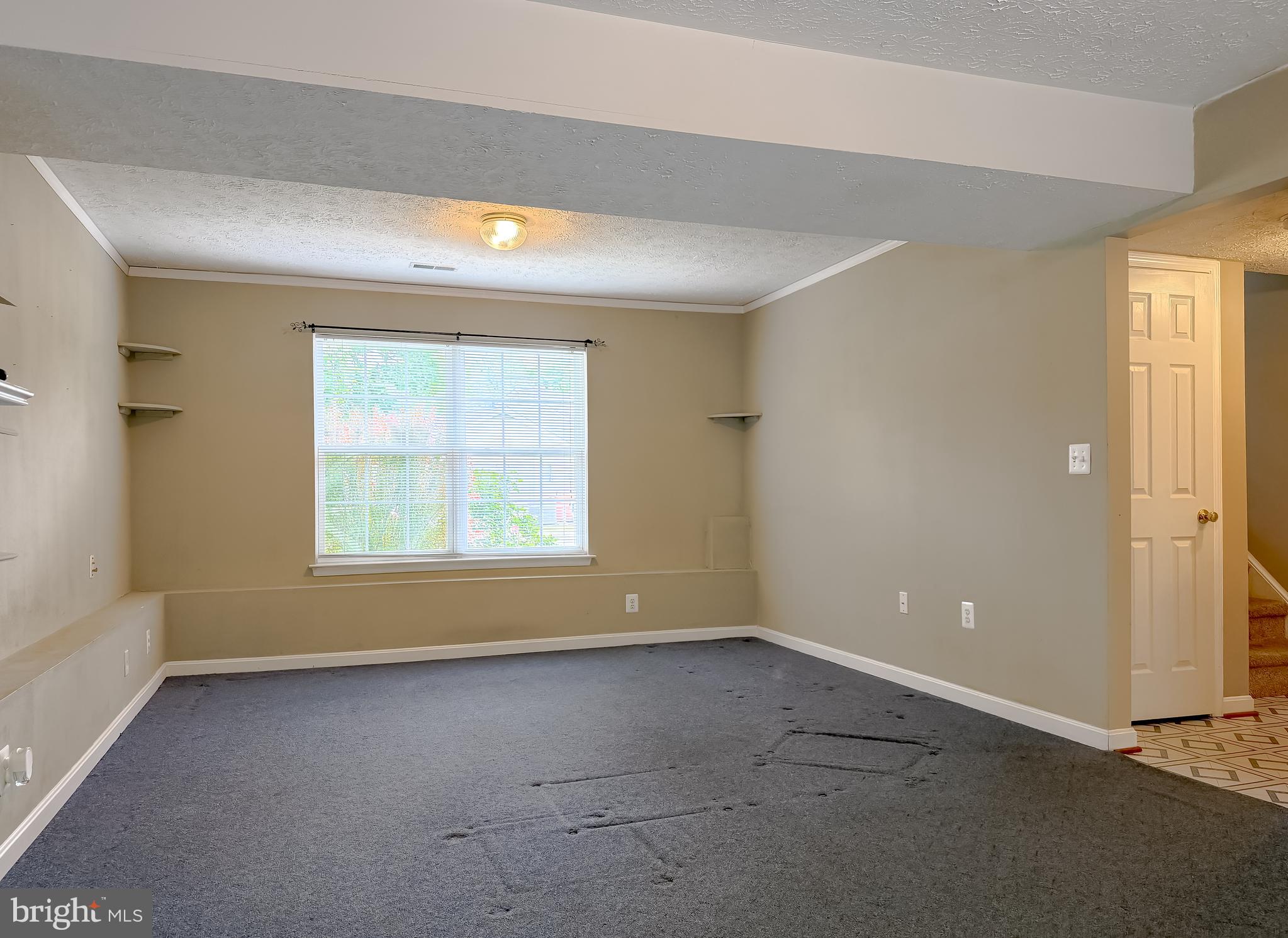 23801 McIntosh Road Hollywood, MD 20636 - Photo 22 of 35 an empty room with a empty space and windows