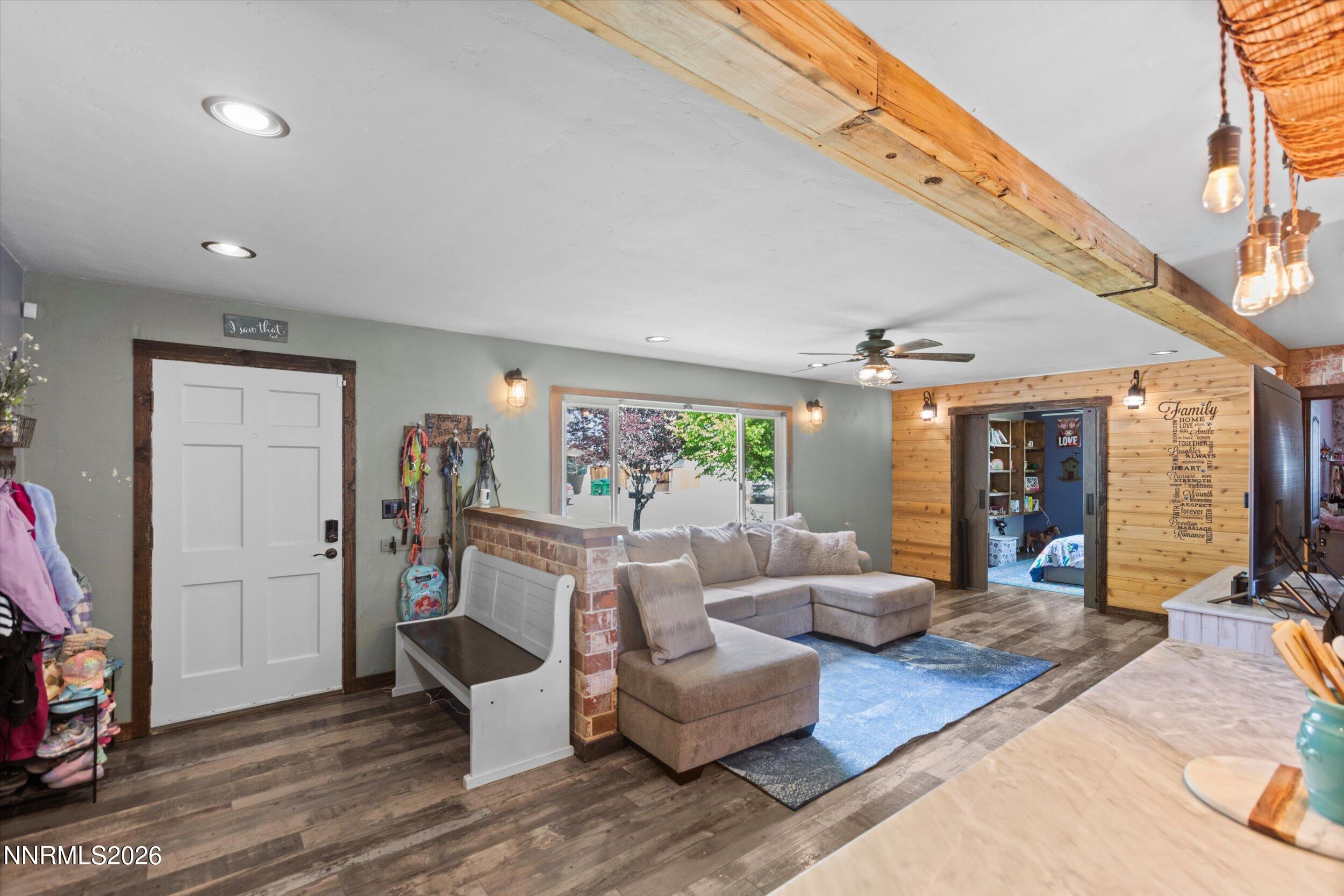 1440 Allen Street Reno, NV 89509 - Photo 4 of 37 04-0Y7A8689