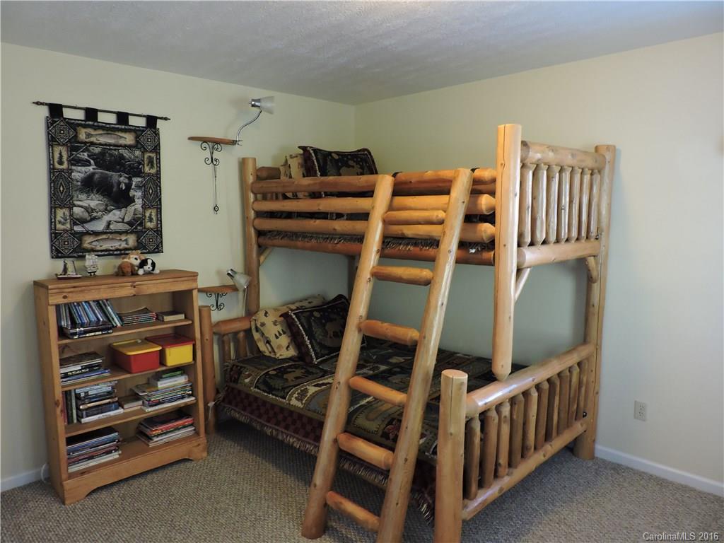 24 Pinnacle Road Burnsville, NC 28714 - Photo 20 of 24 Gallery Image 20