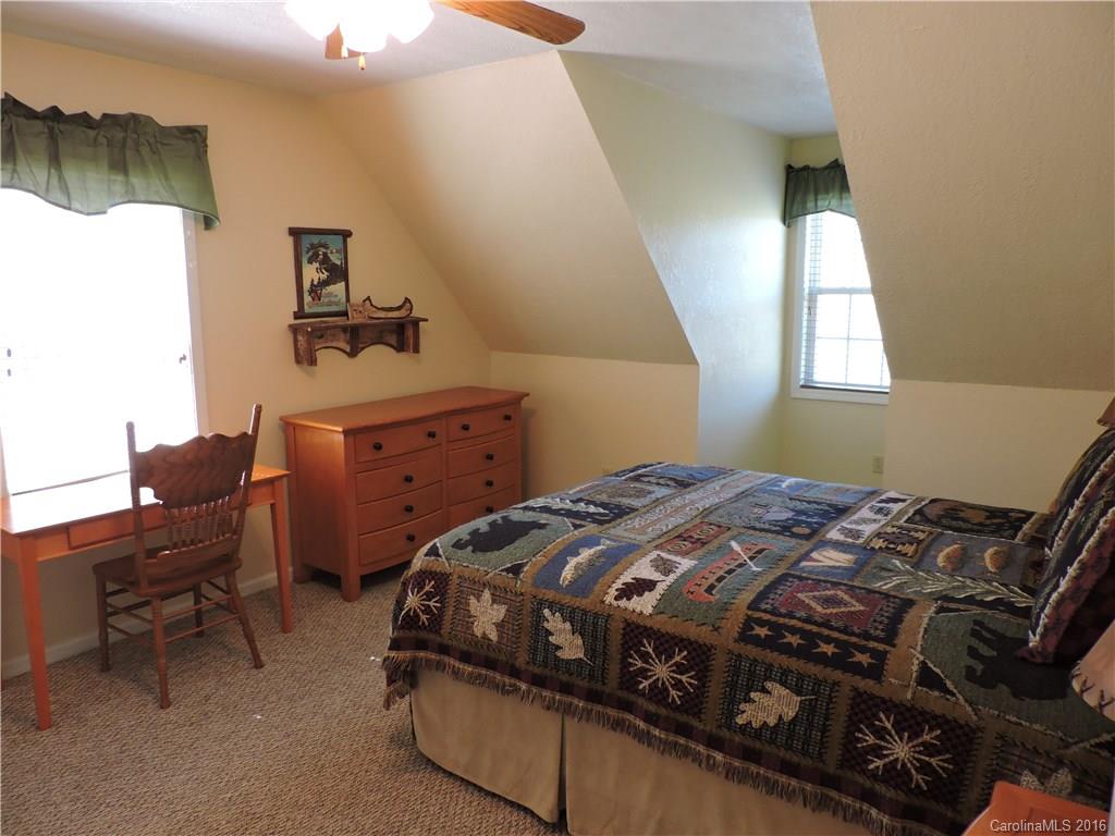 24 Pinnacle Road Burnsville, NC 28714 - Photo 21 of 24 Gallery Image 21
