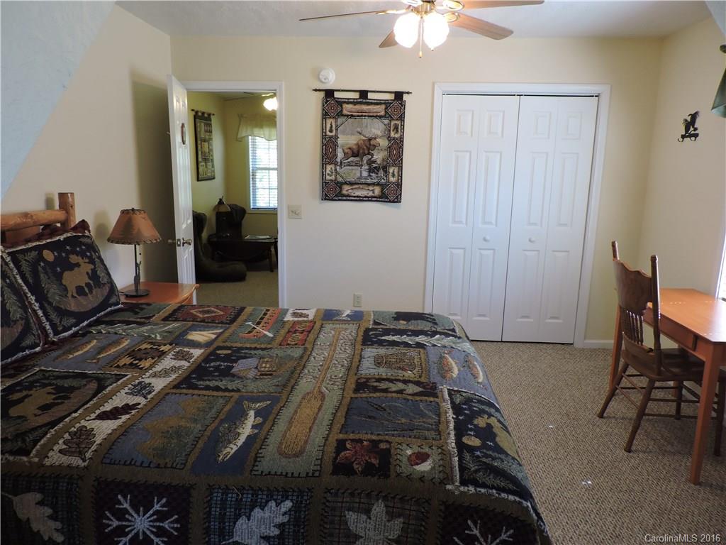 24 Pinnacle Road Burnsville, NC 28714 - Photo 22 of 24 Gallery Image 22