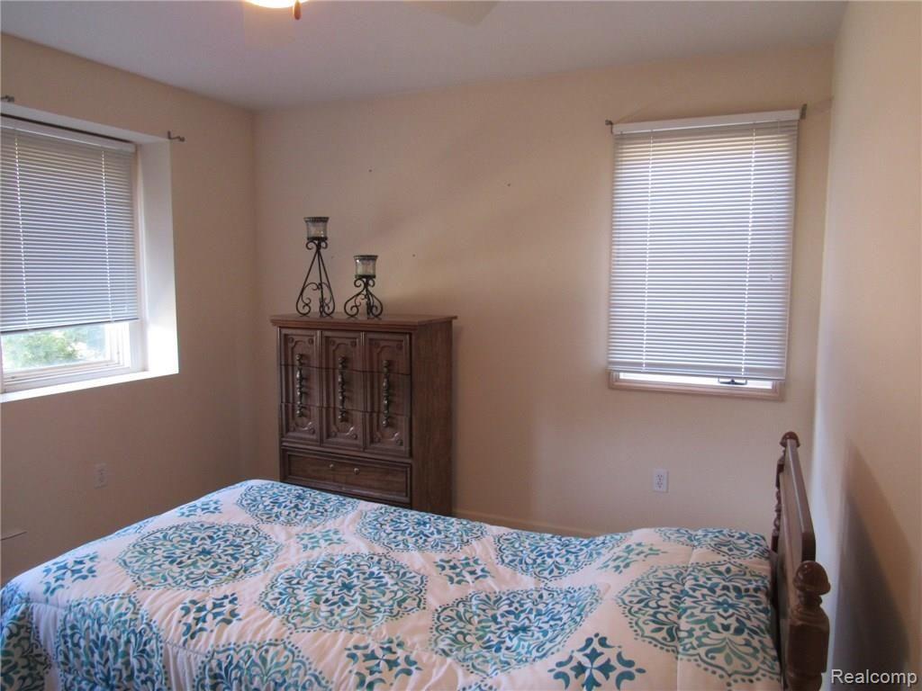 1740 Rowe Road Milford, MI 48380 - Photo 28 of 37 IMG_1815.JPG