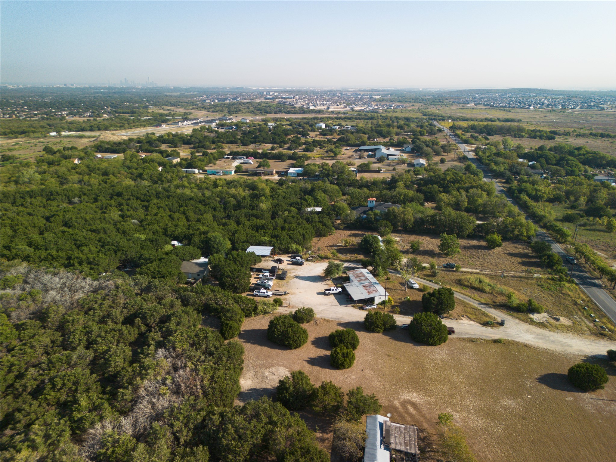 9604 Thaxton Road Austin, TX 78747 - Photo 7 of 20