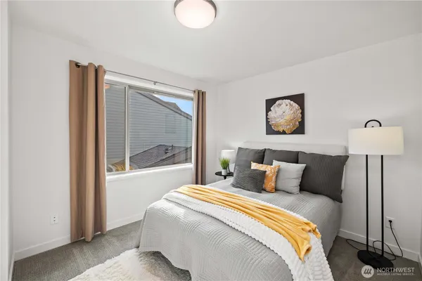 $550,000 | 32730 Hemlock Avenue Southeast, Black Diamond, WA 98010