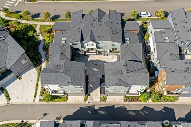 $575,000 | 32730 Hemlock Avenue Southeast, Black Diamond, WA 98010