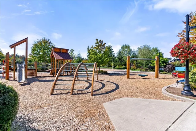 $575,000 | 32730 Hemlock Avenue Southeast, Black Diamond, WA 98010