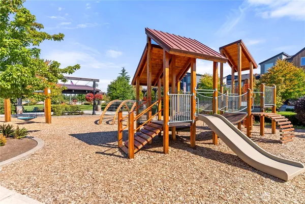 $550,000 | 32730 Hemlock Avenue Southeast, Black Diamond, WA 98010