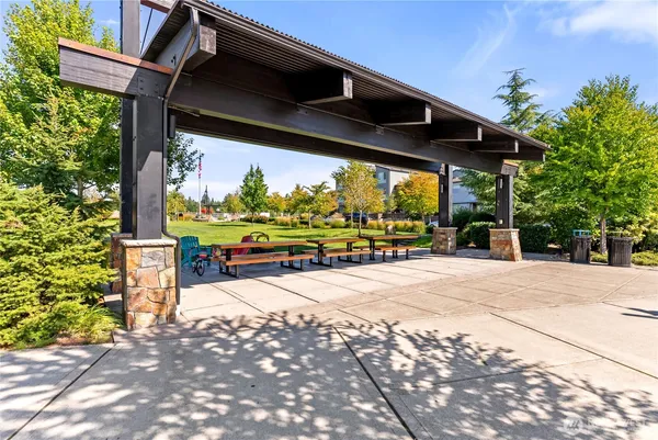 $550,000 | 32730 Hemlock Avenue Southeast, Black Diamond, WA 98010