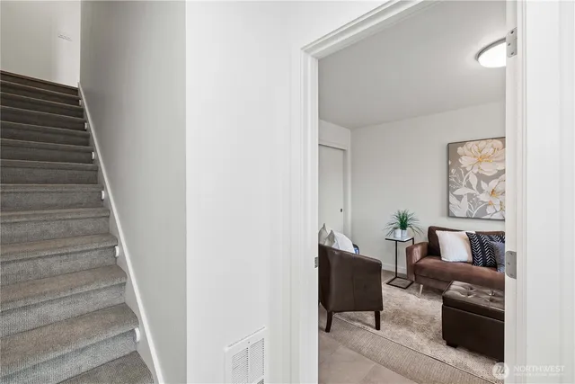 $575,000 | 32730 Hemlock Avenue Southeast, Black Diamond, WA 98010