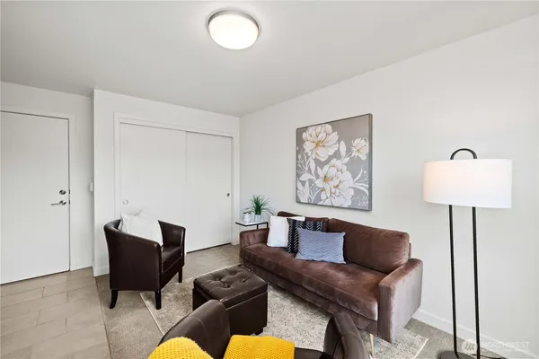 $550,000 | 32730 Hemlock Avenue Southeast, Black Diamond, WA 98010