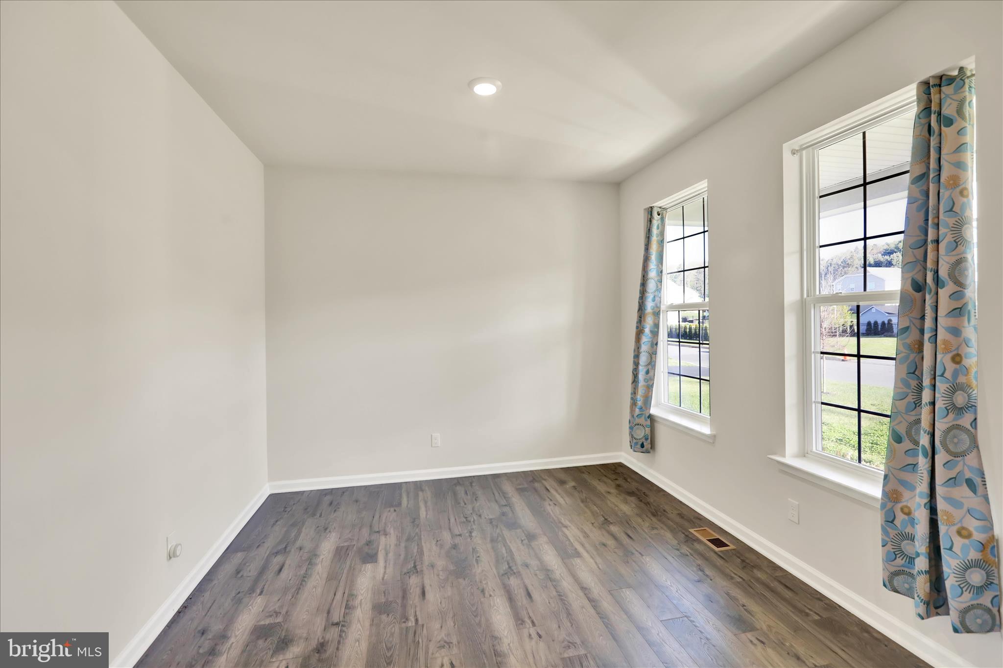 114 Teaberry Court Reading, PA 19608 - Photo 7 of 46 360_3048