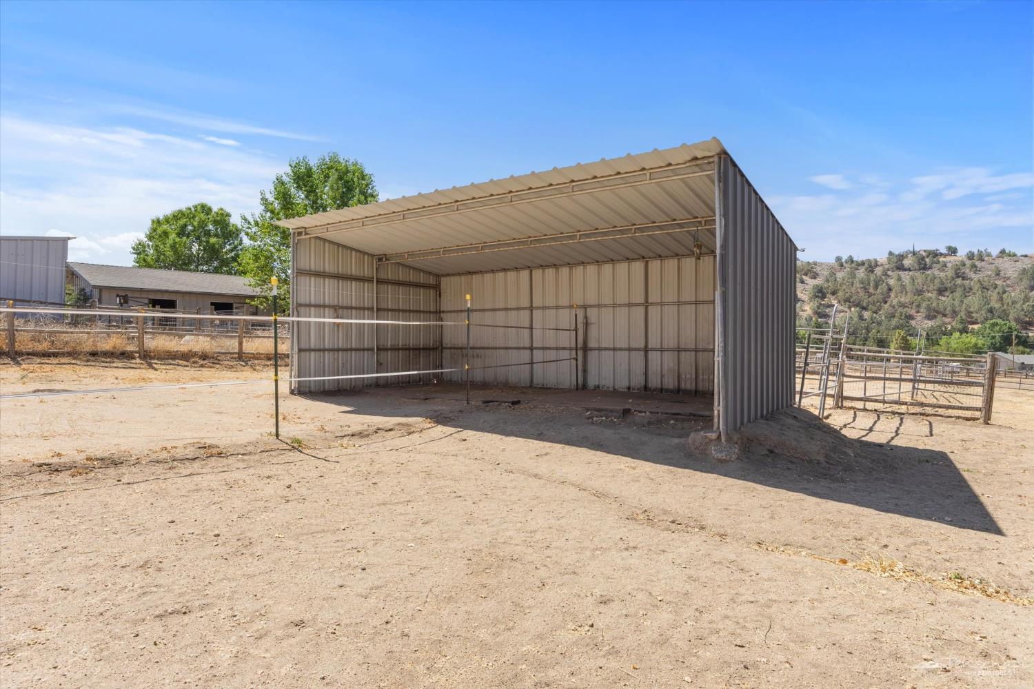 26350 Bear Valley Road Tehachapi, CA 93561 - Photo 54 of 59 Gallery Image 54