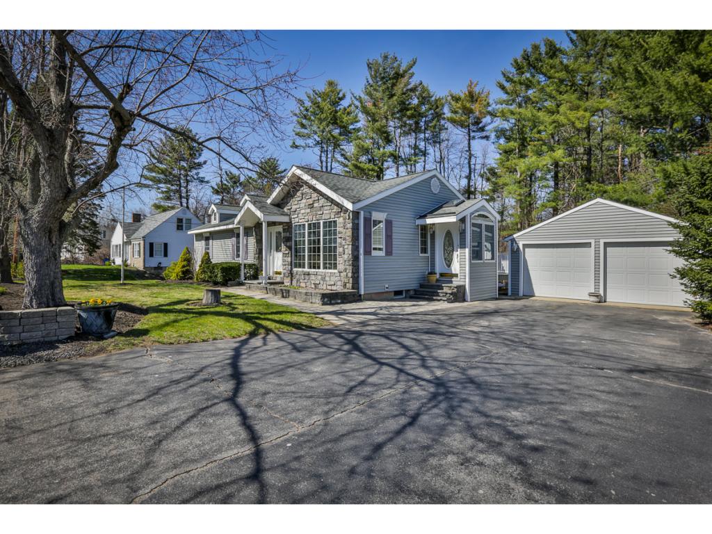 7 Jesse George Road Plaistow, NH 03865 - Photo 2 of 36 Gallery Image 2