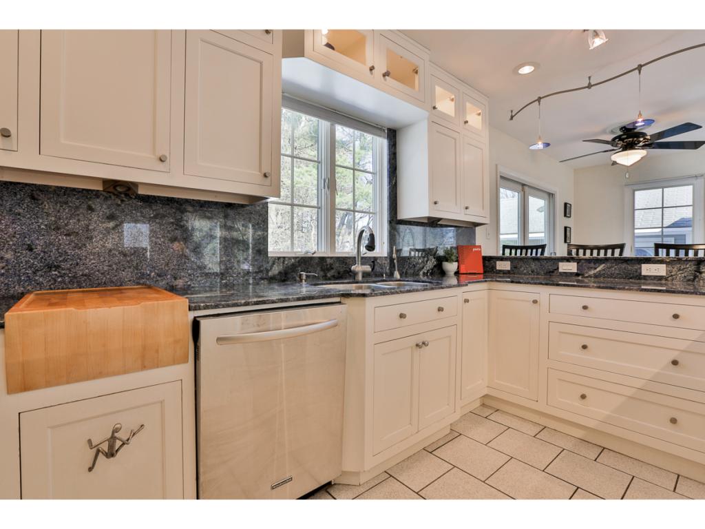 7 Jesse George Road Plaistow, NH 03865 - Photo 20 of 36 Gallery Image 20