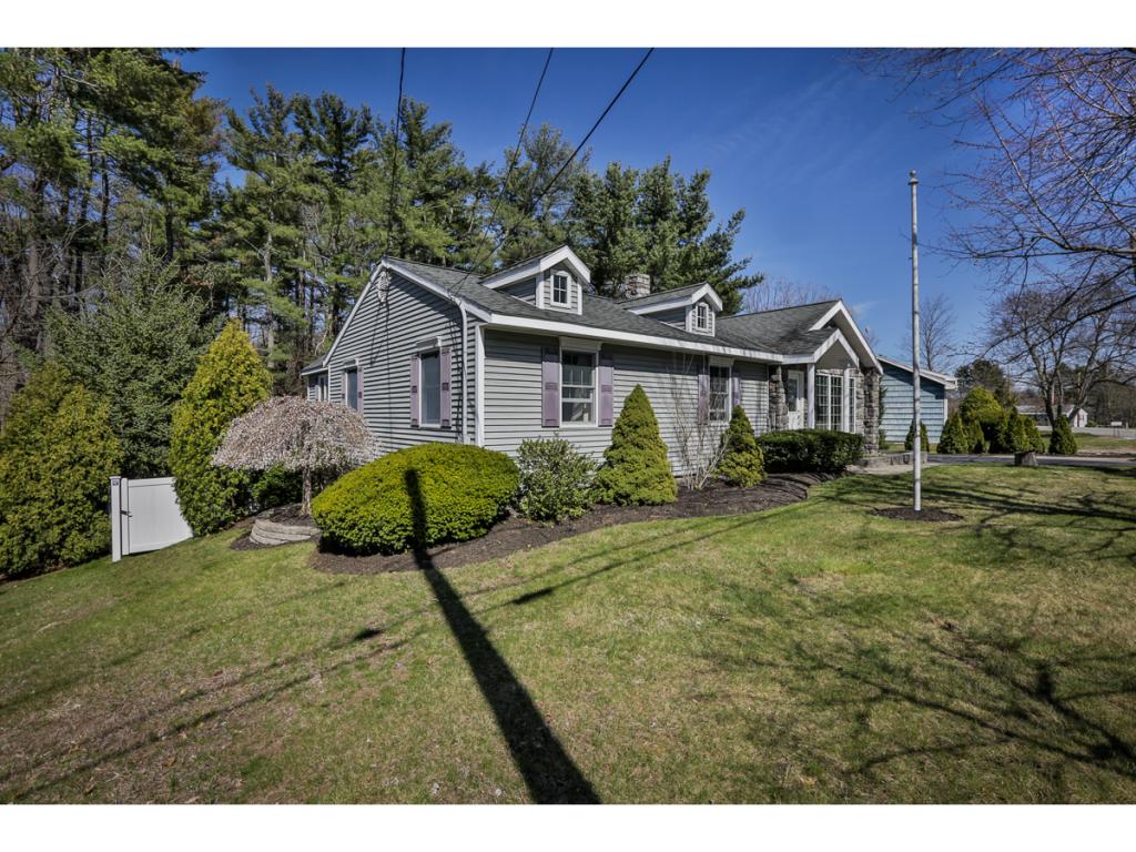 7 Jesse George Road Plaistow, NH 03865 - Photo 3 of 36 Gallery Image 3