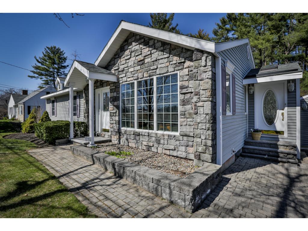 7 Jesse George Road Plaistow, NH 03865 - Photo 4 of 36 Gallery Image 4