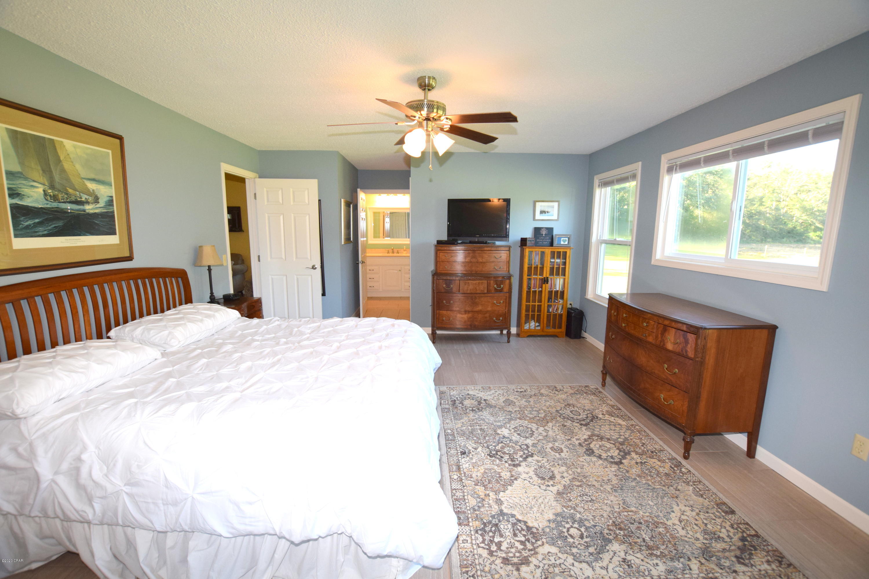 4927 Cliff Road Graceville, FL 32440 - Photo 10 of 17
