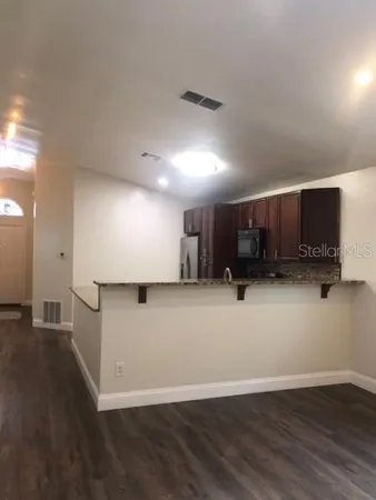 a view of a livingroom with furniture