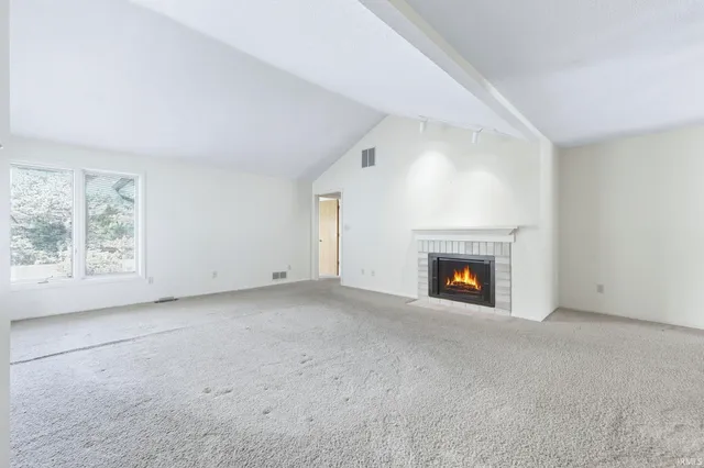 $249,900 | 2928 Wood Knoll Lane, Fort Wayne, IN 46804