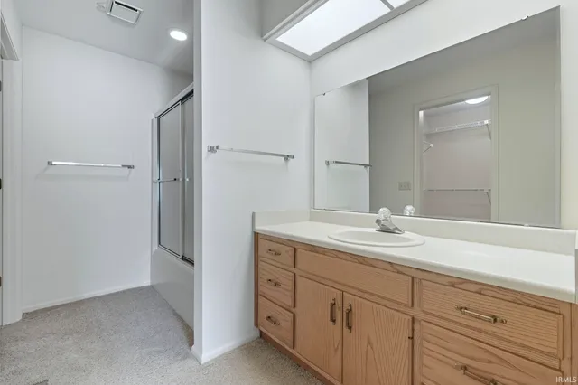 $249,900 | 2928 Wood Knoll Lane, Fort Wayne, IN 46804