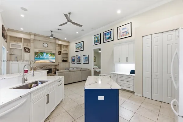 $950,000 | 6113 Northwest 53rd Circle, Coral Springs, FL 33067