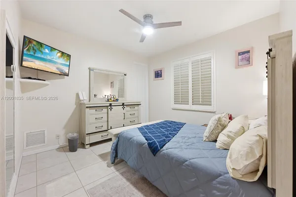 $950,000 | 6113 Northwest 53rd Circle, Coral Springs, FL 33067